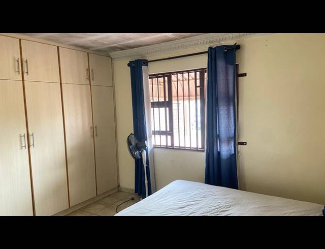 2 BEDROOM HOUSE TO LET IN MONTCLAIR